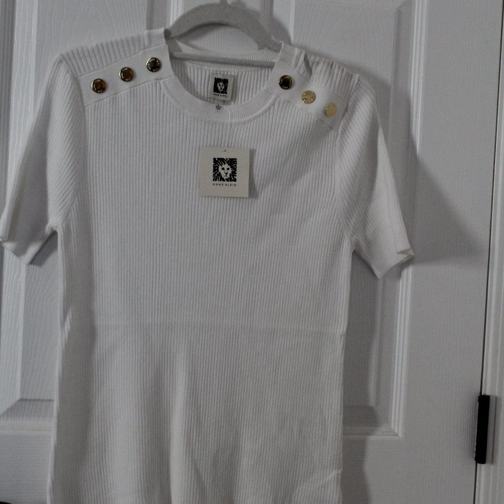 ANNE KLEIN  2 available - Small and Large white